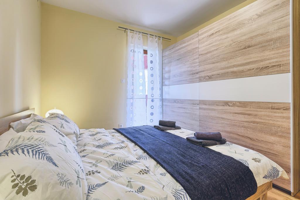 Dea Vista Amazing Sunsets Apartment Banjole Exterior photo